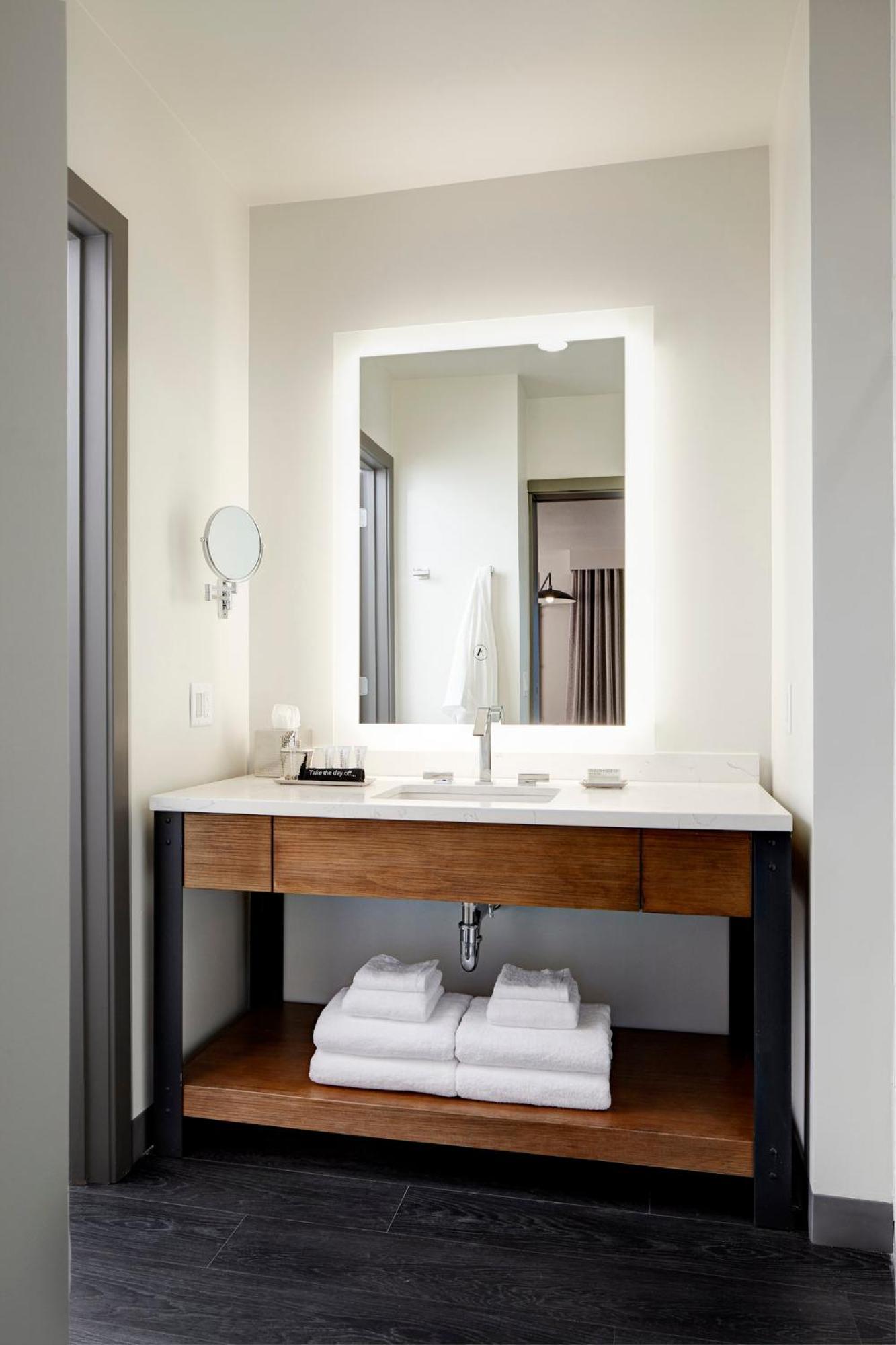 Hotel Archer Seattle/redmond 4*